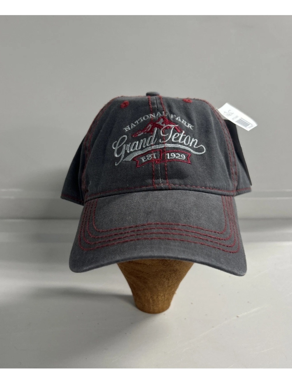 NWT Grand Teton National Park Wyoming Hat Cap Gray Embroidered Adjustable OSFM